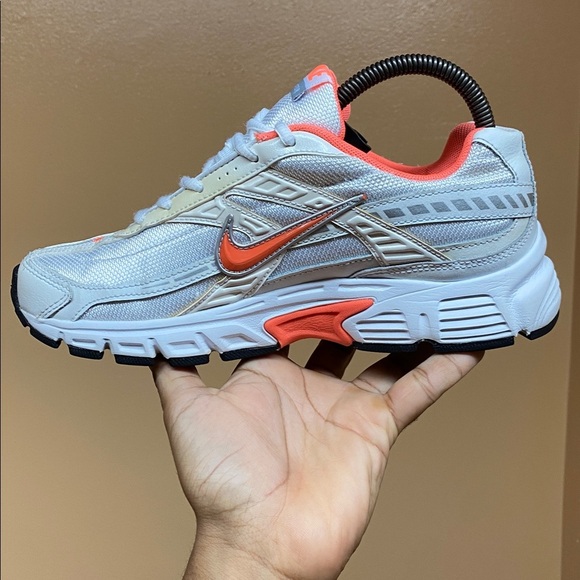 2011 Nike Initiator Women’s Running Sneakers “White Orange” Size 8  394053-180 - Picture 5 of 16